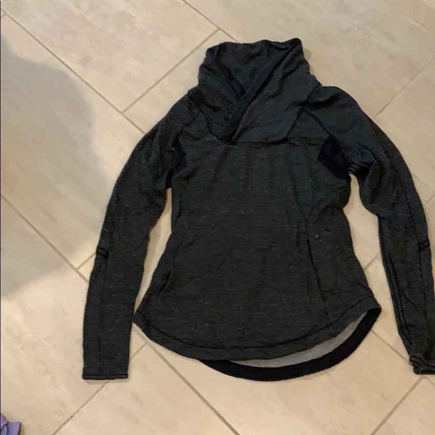 Lululemon Pullover